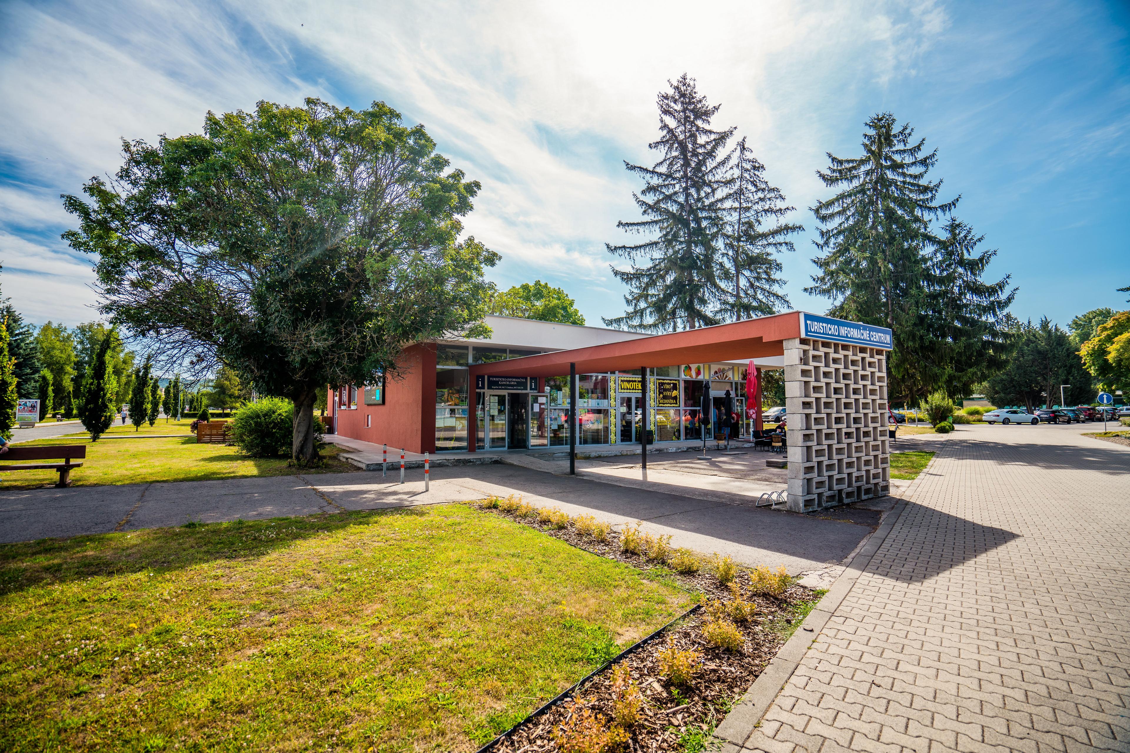 budova dudinského infocentra